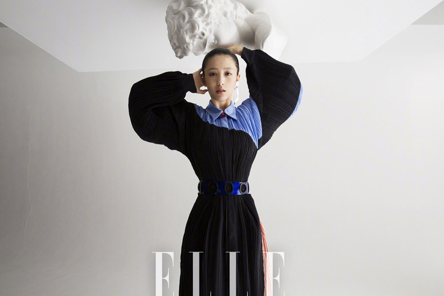 Title: Harvest Fashion: A Celebration of Natures Beauty through禾等女装