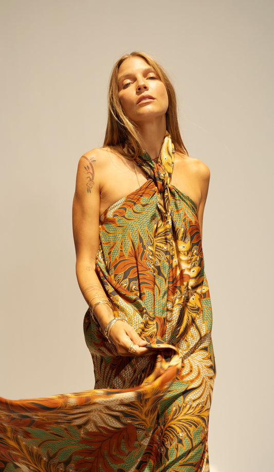 Title: Embracing Natures Beauty: The Art of Crafting Pure Womens Apparel