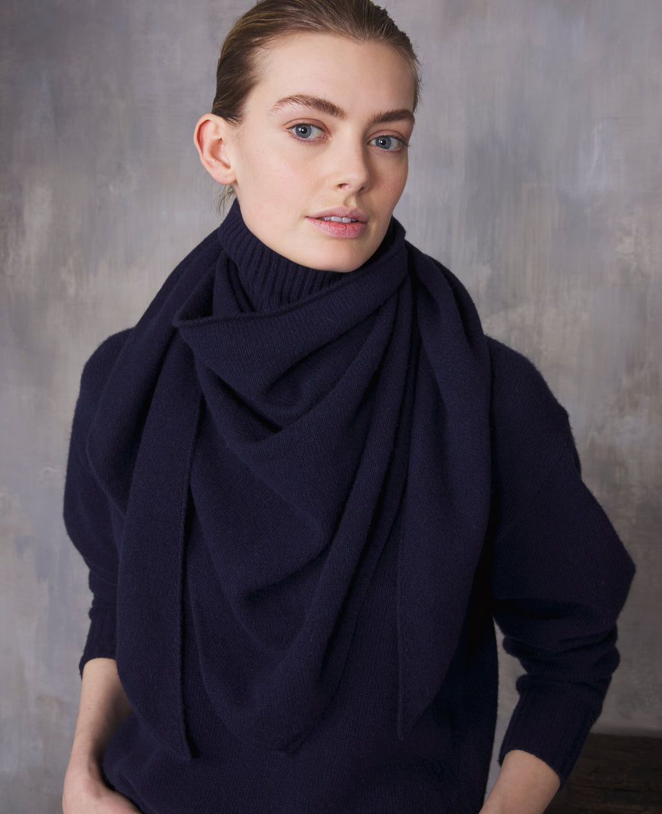 Title: Triangular Scarf Knitting Video Tutorial