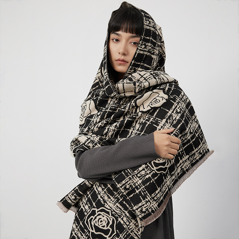 The art of creating a perfect ending for a scarf