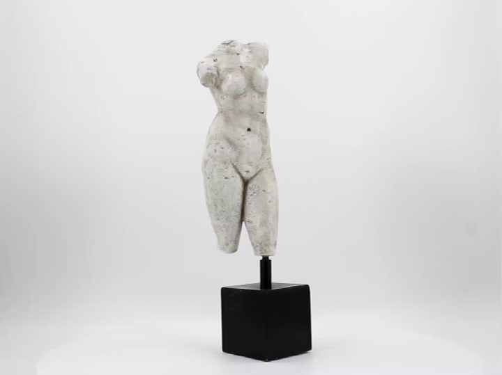 Title: The Comedic Brilliance of Song Xiaobaos Cross-Gender Performance in Nude Women Sketches
