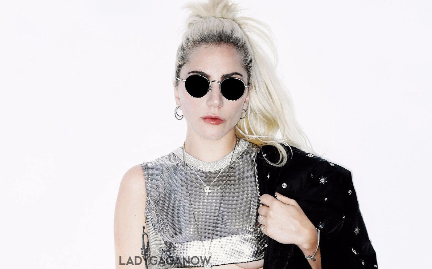 Title: Gaga Womens Fashion Store: The Ultimate Shopping Experience for Fashionable Ladies