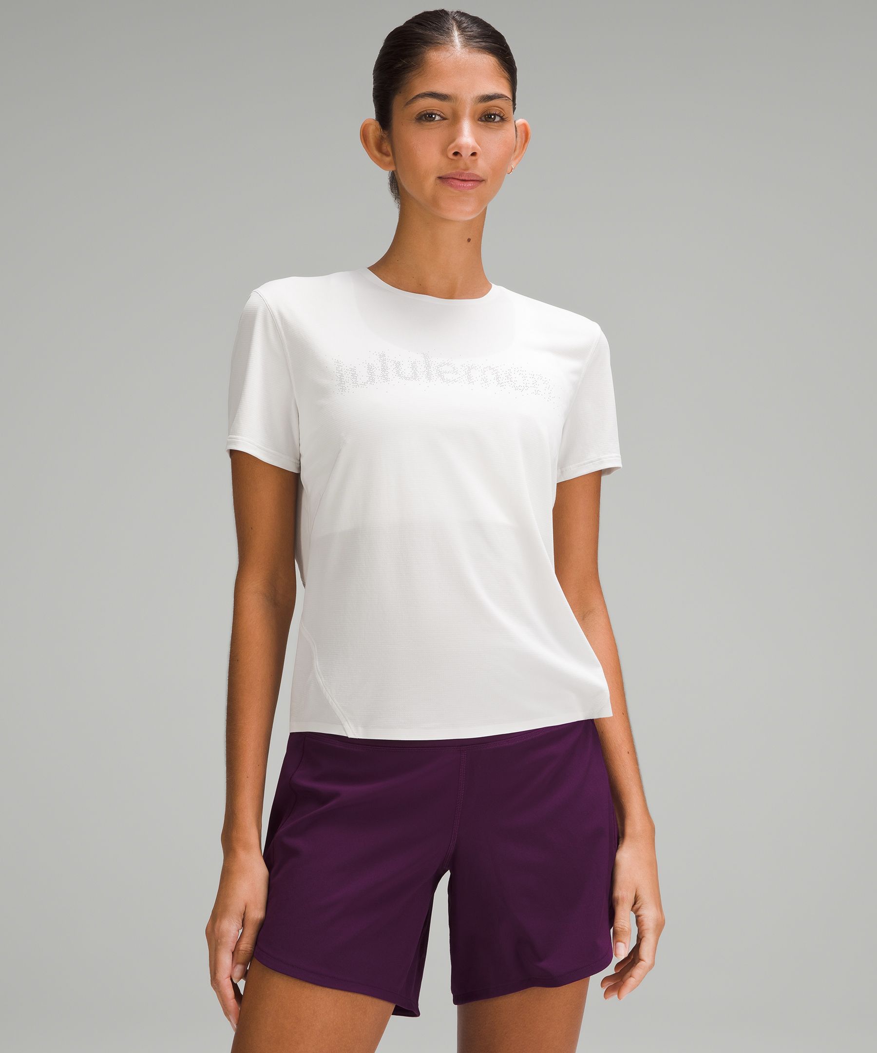 Title: A Comprehensive List of Casual Sportswear Brands for Women