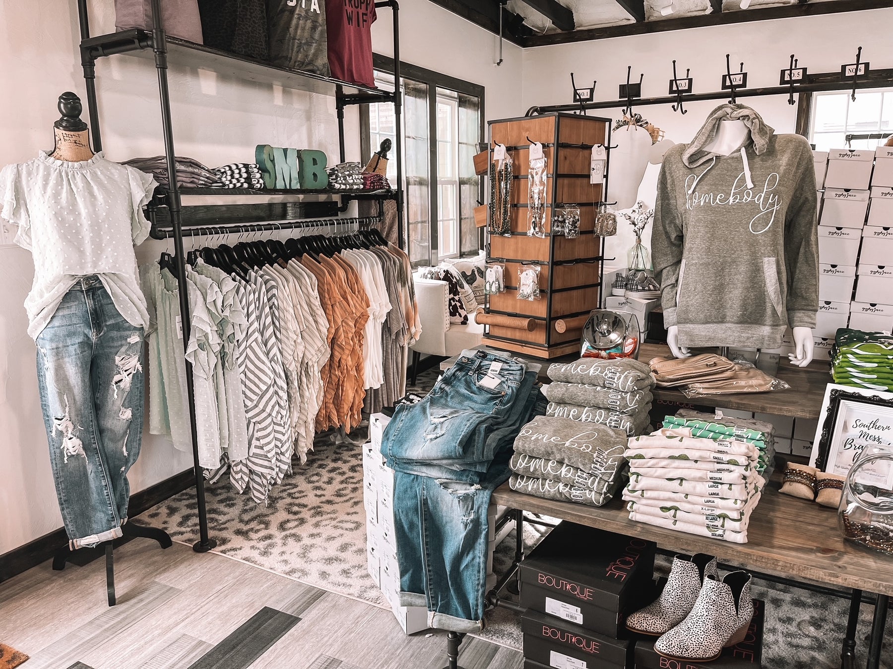 Title: Creating an Immersive and Striking Boutique Womens Clothing Store Interior Design