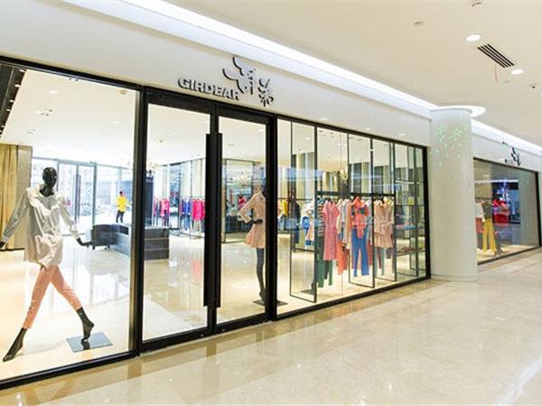 Title: 哥弟旗舰店，引领时尚潮流的品质女装品牌