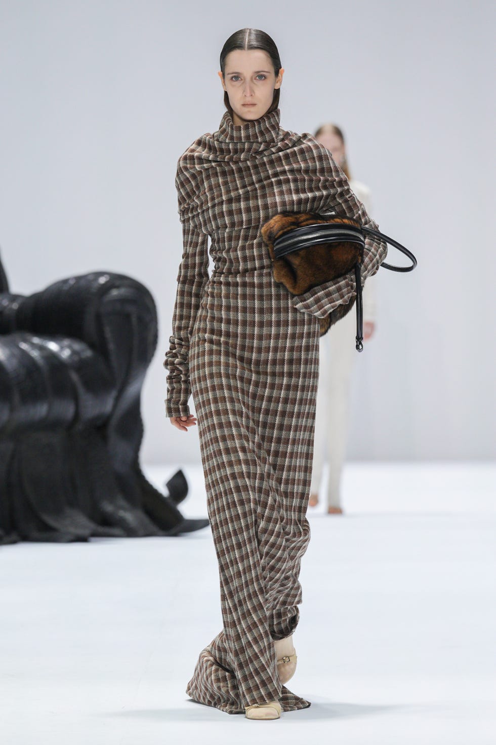 AcneStudios Scarves: A Fashionable and Functional Fashion Accessory