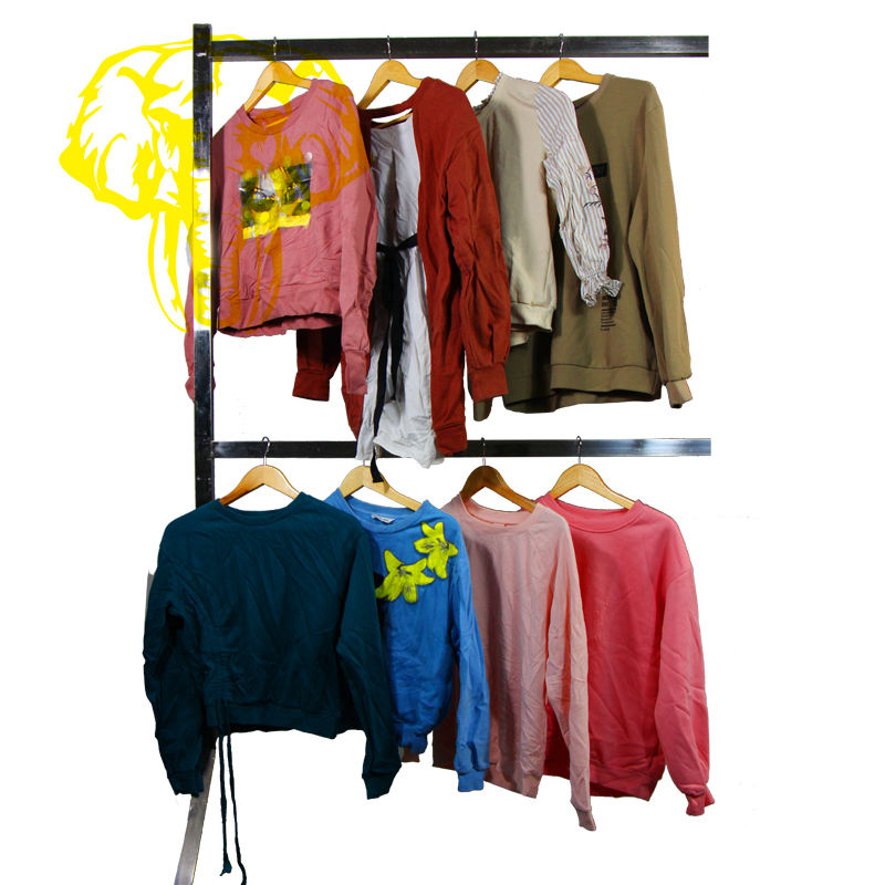 Title: The Ultimate Guide to Mushroom Street Korean Fashion: Discovering the Best of K-Style Clothing and Accessories