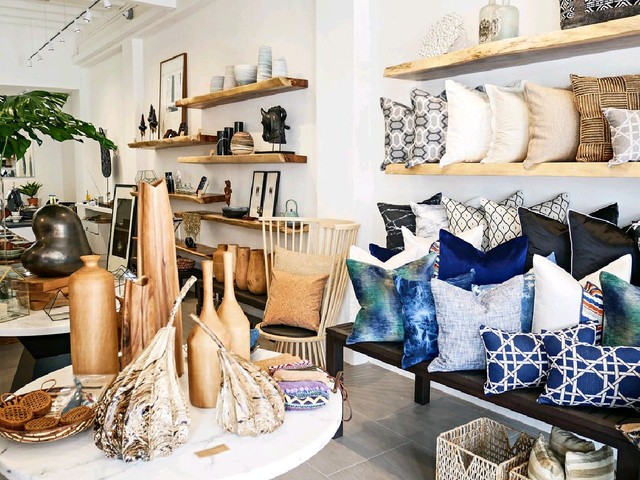 Title: Enthralling Female Fashion Shop Decoration Ideas: A Visual Delight for Your Clothing Store