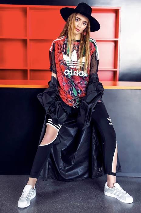 Title: Tingting Kou Womens Clothing: Fashionable Designs for the Modern Woman