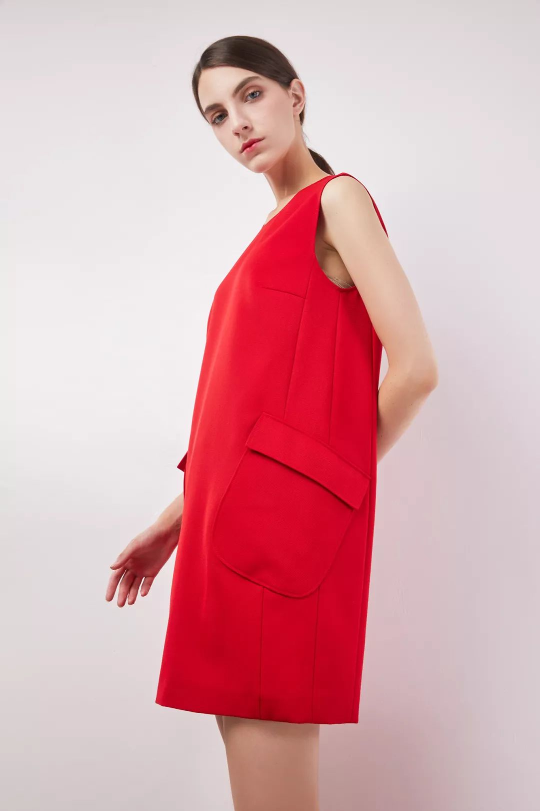 Title: Eternal Chic: An Ode to Yi Ting Fei Er Womens Clothing