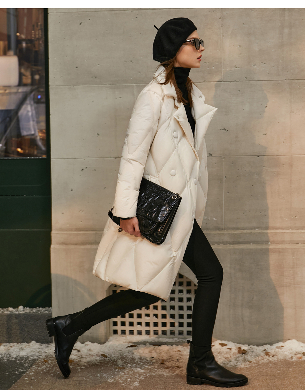 What to Pair with a Beige Coat: A Guide to the Perfect Winter Fashion