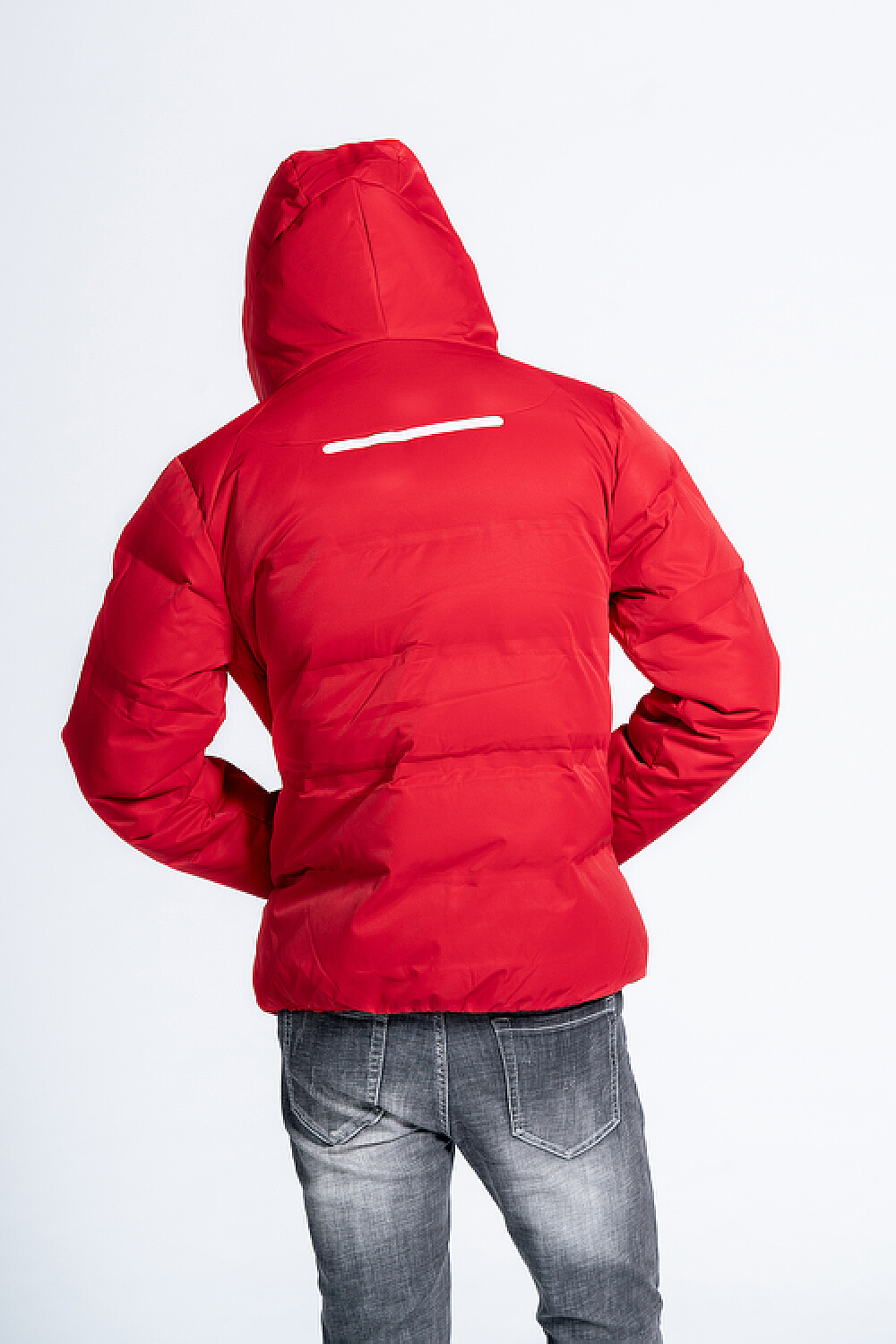 What to Pair with a Red Winter Coat: The Ultimate Guide to Scarves