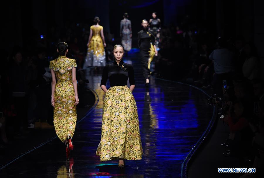 Title: Exploring the Fashion World of womens wear at Nanjing Central Department Store