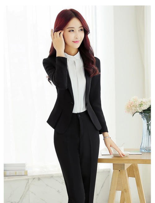 以下是一篇关于OL职业装女装图片的主题文章，英文标题为 Professional Office Womens Wear: A Guide to the Perfect Work Attire for Every Woman (专业办公女性着装，为每位女性提供完美工作装的指南)。