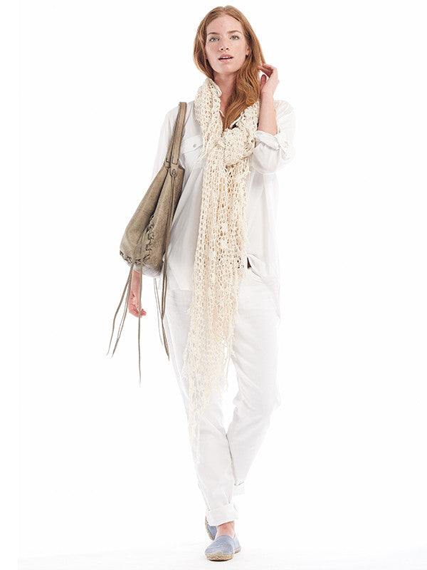 The Summer Scarf: A Guide to Various Ways of Wearing It