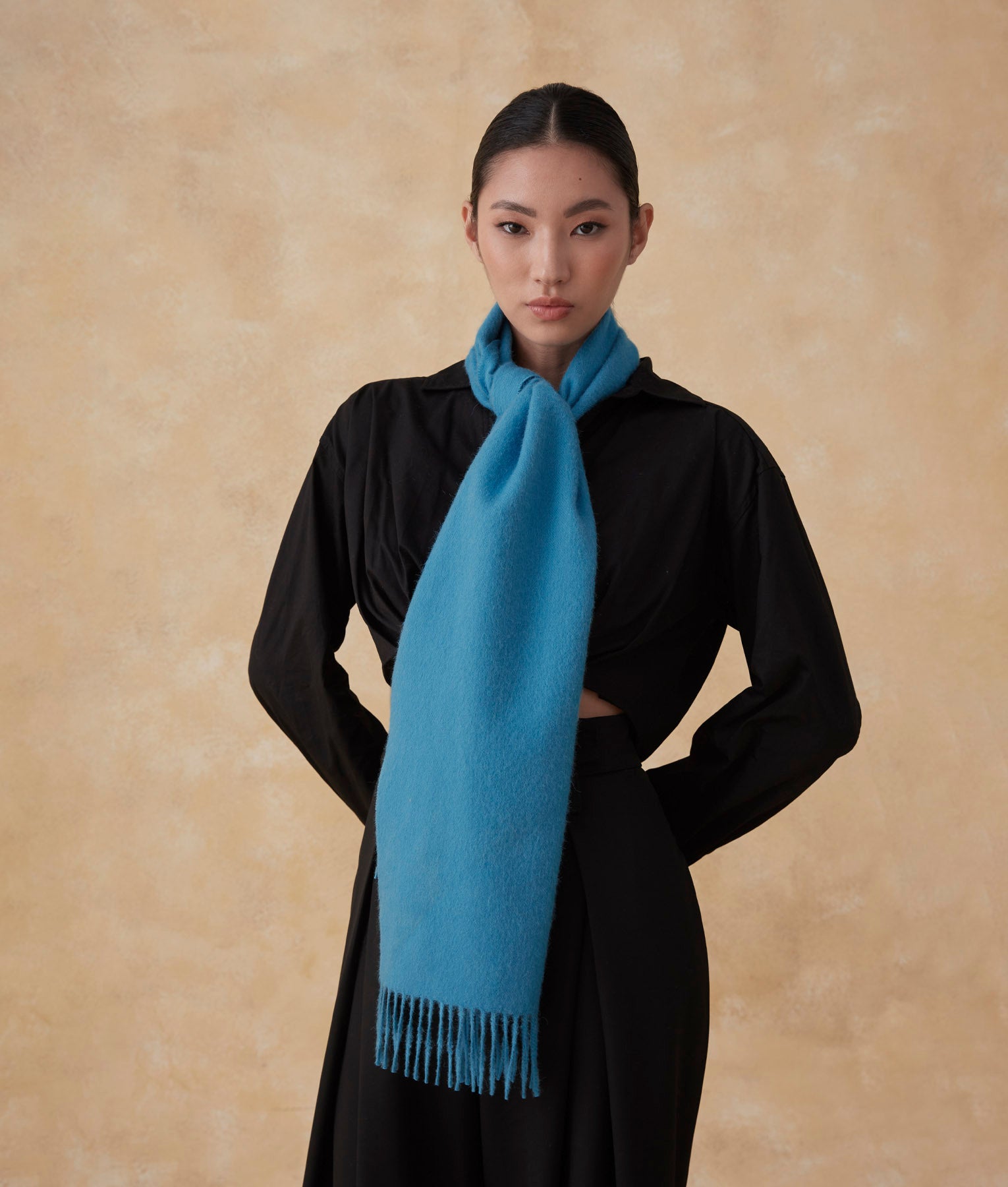 Long Scarf Styles: A Guide to Wearing LongScarves