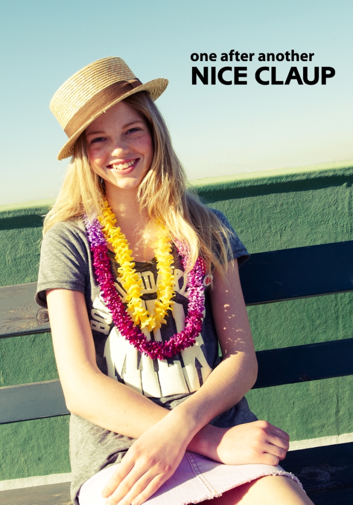 Title: Discover the Elegance and Style of Divan茜 Womens Clothing at Official Divan茜 Online Store