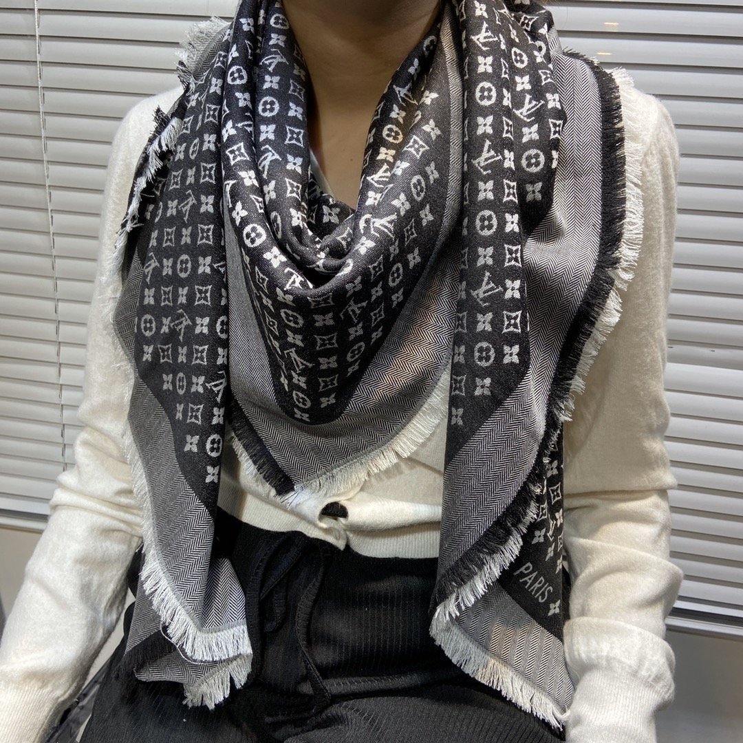 LV Scarf Styles: A Guide to Endless Fashion Possibilities