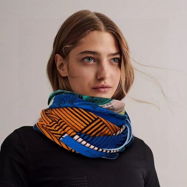 Hs Scarf: Unraveling the Mystery of a Fashion Icon