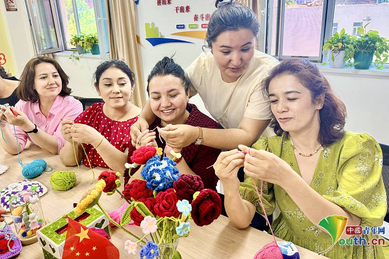 Weaving Techniques for Various Ways to Wrap a围巾