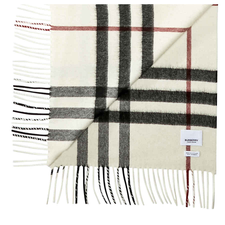 Burberry Scarf Classics: A Timeless Fashion Statement