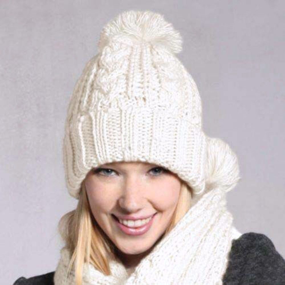 Title: A Step-by-Step Guide to Knitting a Connected Hat and Scarf