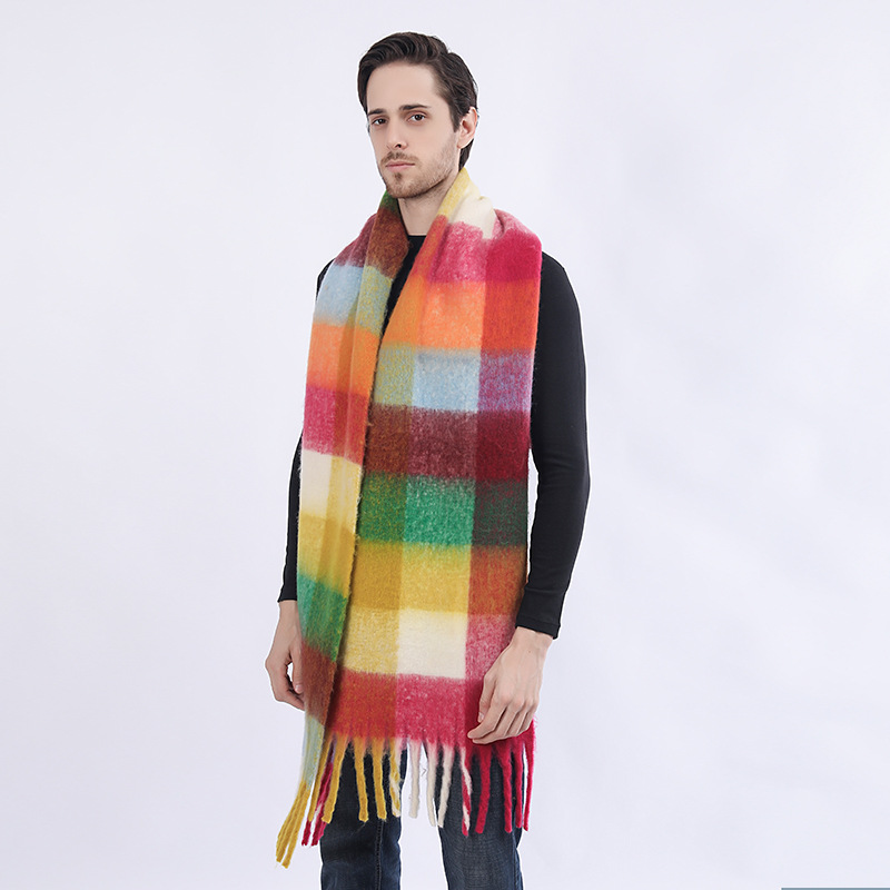 Choosing the Right Color for a Men’s Scarf: A Gift of Warmth and Style