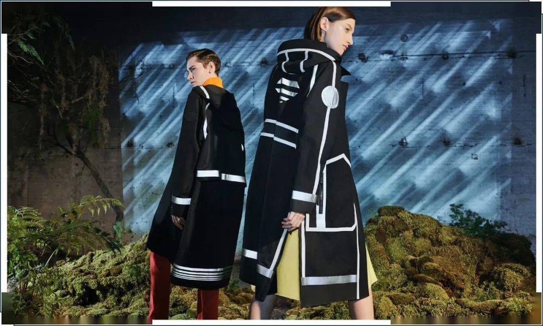 Title: A Fashionable Journey with Your Best Friend: An Introduction to the Bewitching World of Female-Friendly Clothing Brands