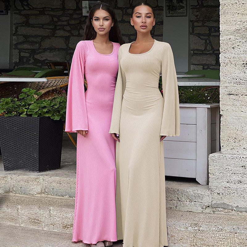 Title: Embracing the Enchantment of Romantic Womens Fashion: An Exploration of a Luxurious Womenswear Brand