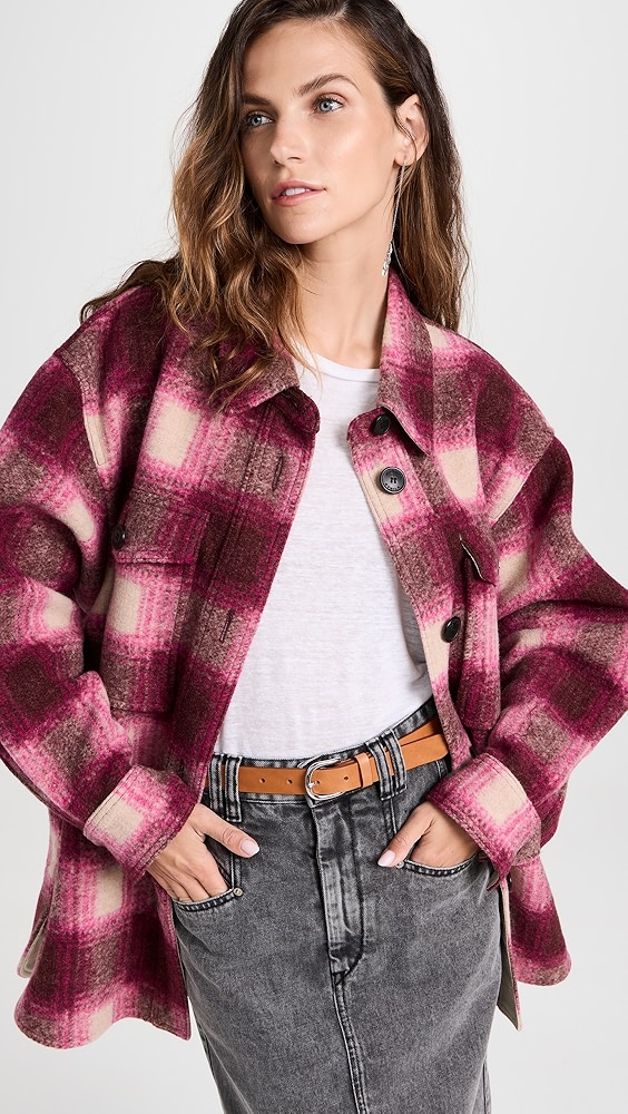 Barbour Ladies Scarves: A Fashion Statement of Quality and Style