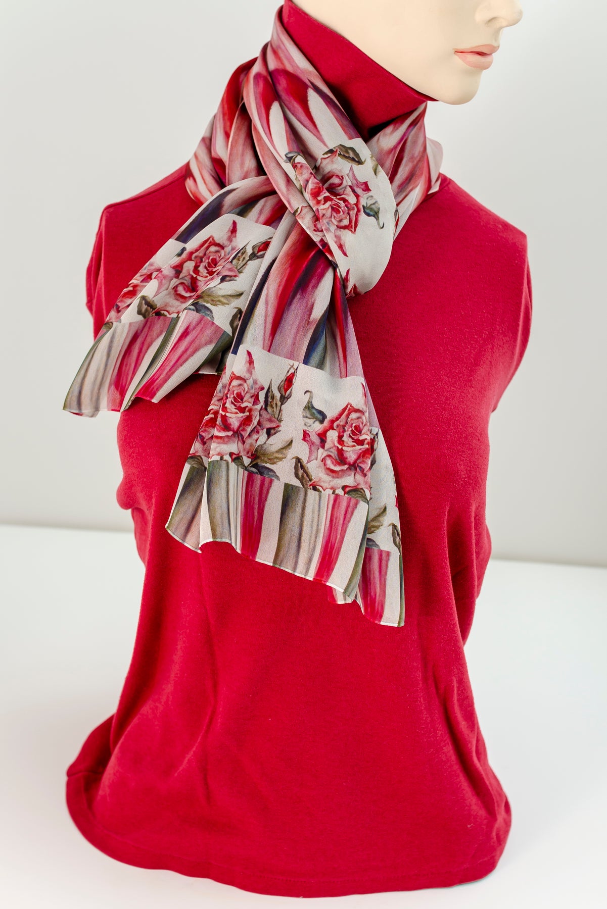 What Color Scarf to Pair with a Rose Red Dress