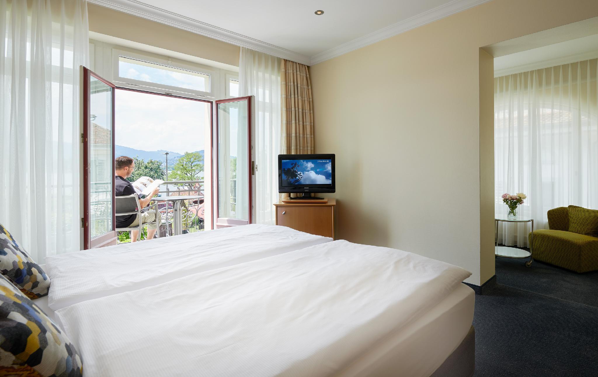 Hotel Towels: Quality, Quantity, and the Impact on Guest Experience