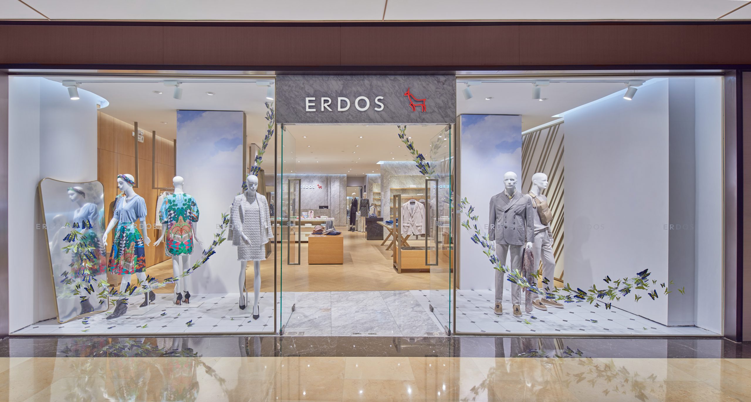 Title: A Comprehensive Collection of Womens Clothing Store Window Boxes for Visual Impact