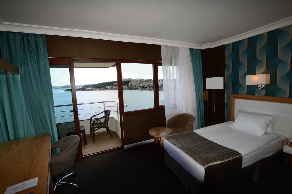 Hotel Towels: Are They Safe to Use?