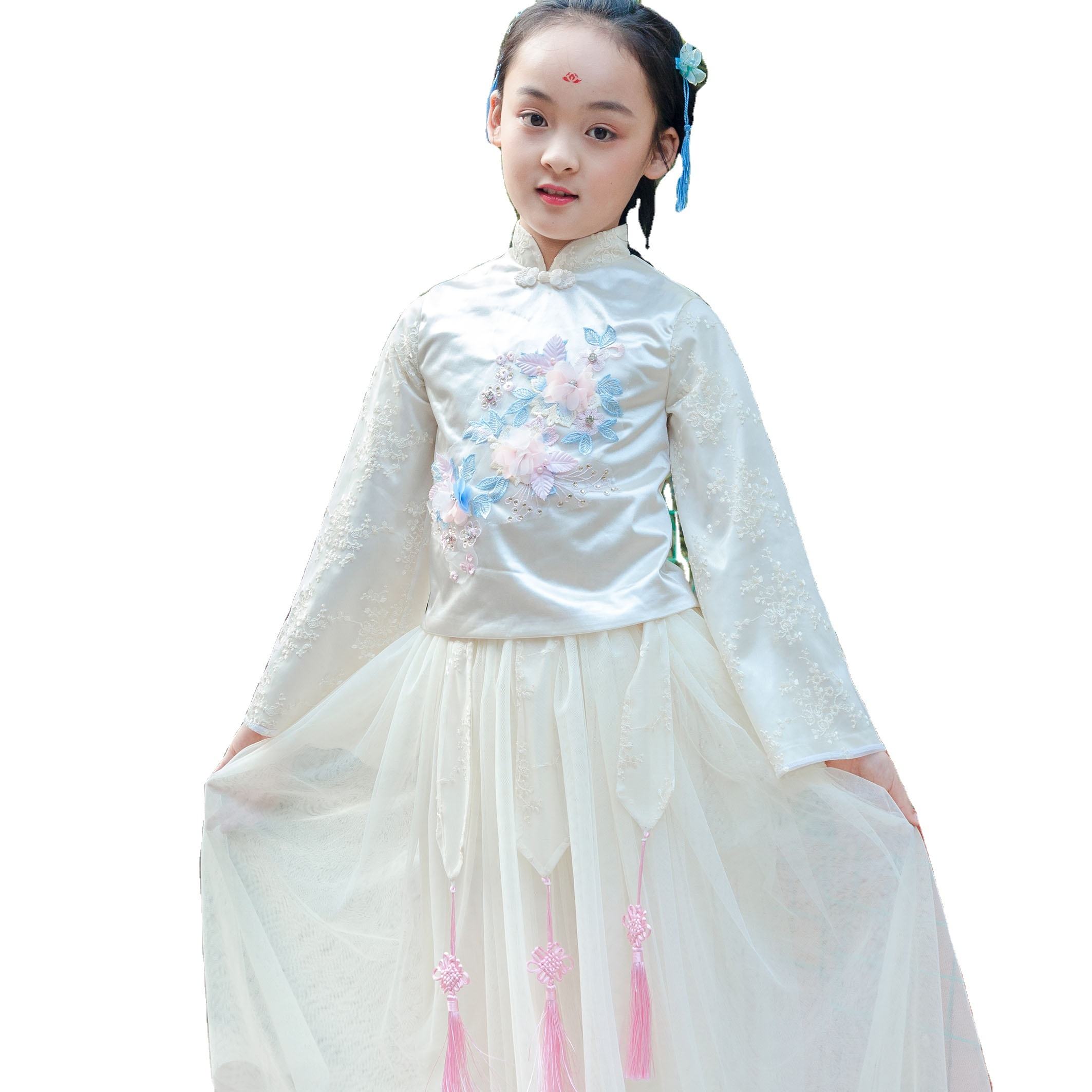 Title: Exploring the Enchanting World of Childrens Hanfu Fashion: A Comprehensive Guide to Picture Gallery