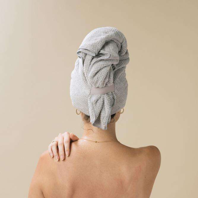 How to Wrap Your Hair with a Towel: A Step-by-Step Guide