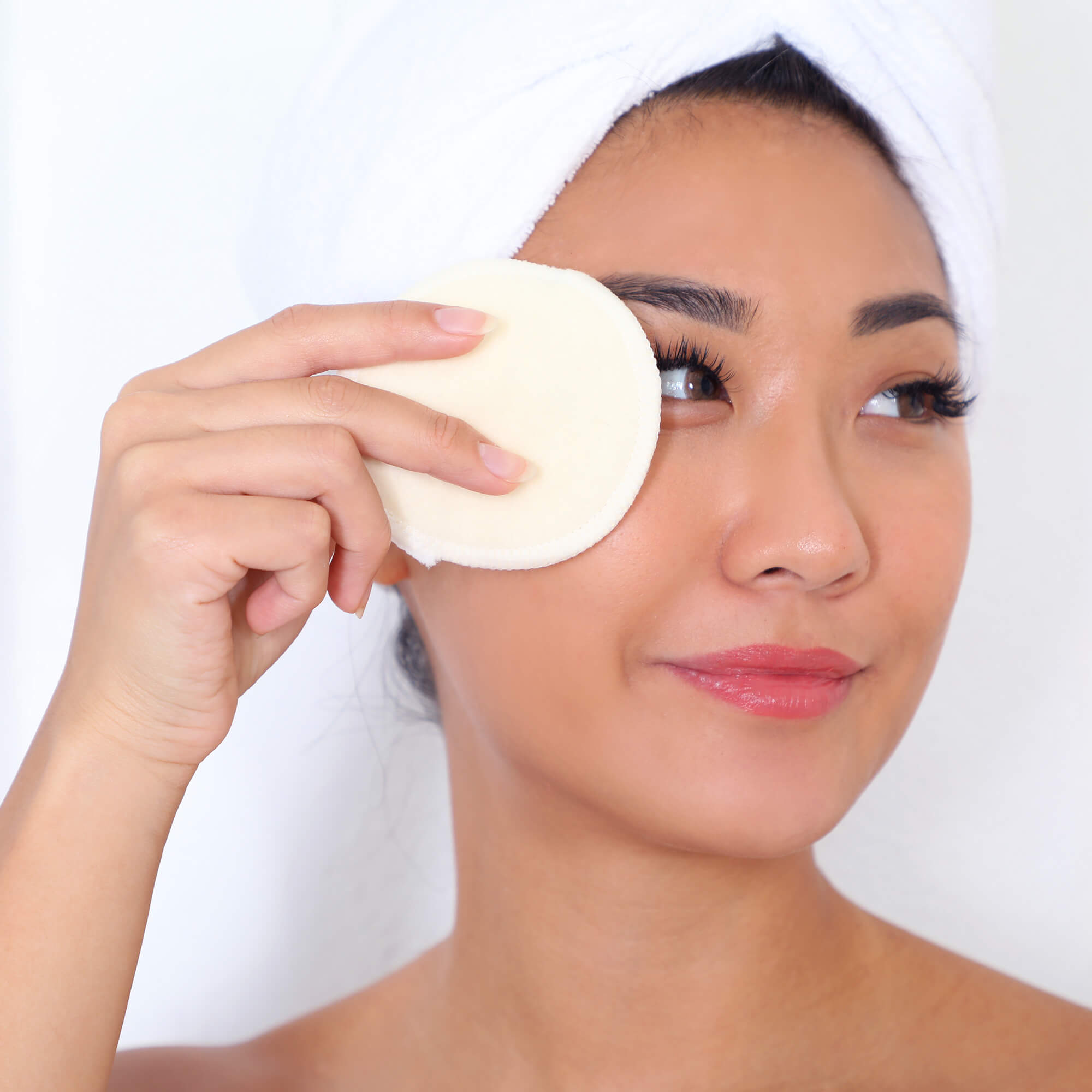 The Benefits of Using a Hot毛巾敷脸小脸 Reduces Stress and Improves Blood Circulation