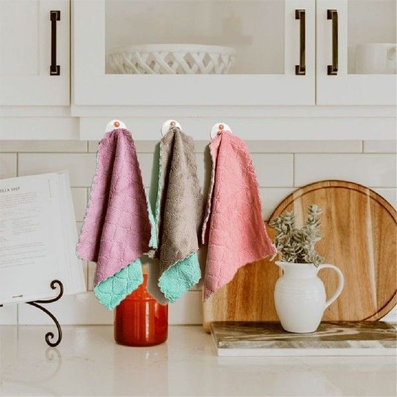 Kitchen Towels Harboring Odd Odors: Tips to Keep Them Fresh and Clean