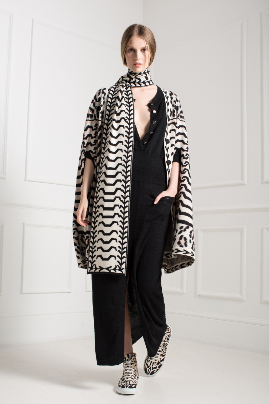 Title: Mg Little Elephant European Street Style Fashion Womens Clothing: A Trendy Exploration