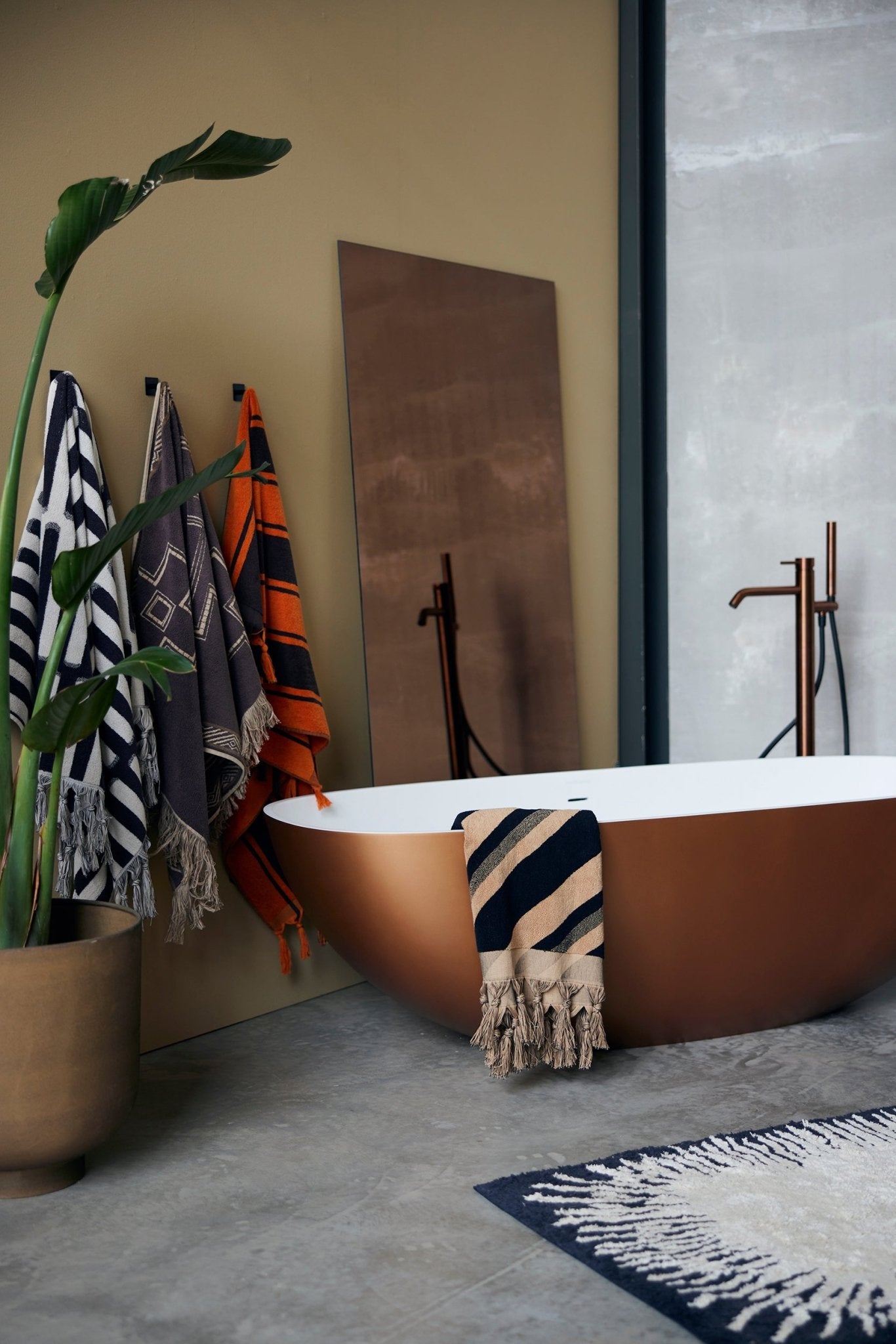 The Art of Towel Dish Arrangement