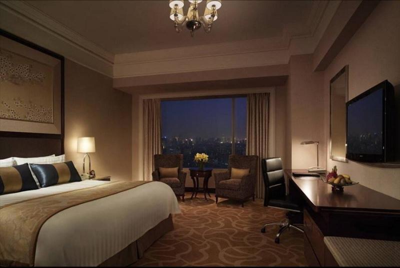 Hotel Towels: To Take or Leave?