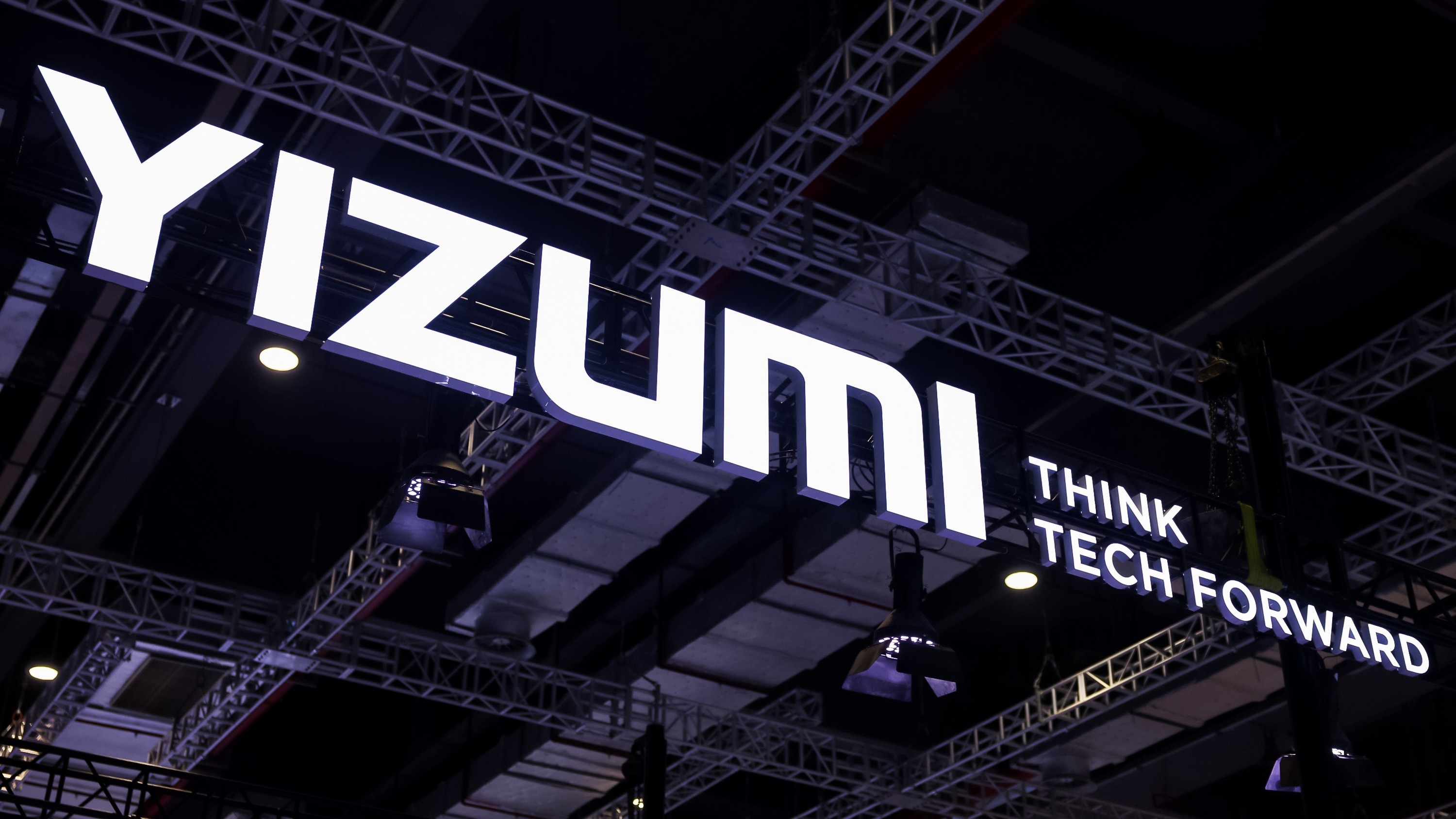 Title: Discover the Beauty of Mizu Womens Clothing Brand: A Unique Fusion of Style and Tradition
