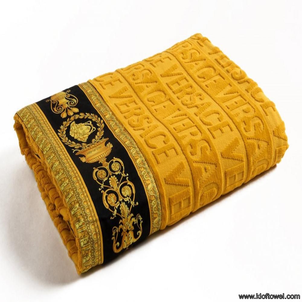 The Symbolic Meaning of Towels Given by Chinese People