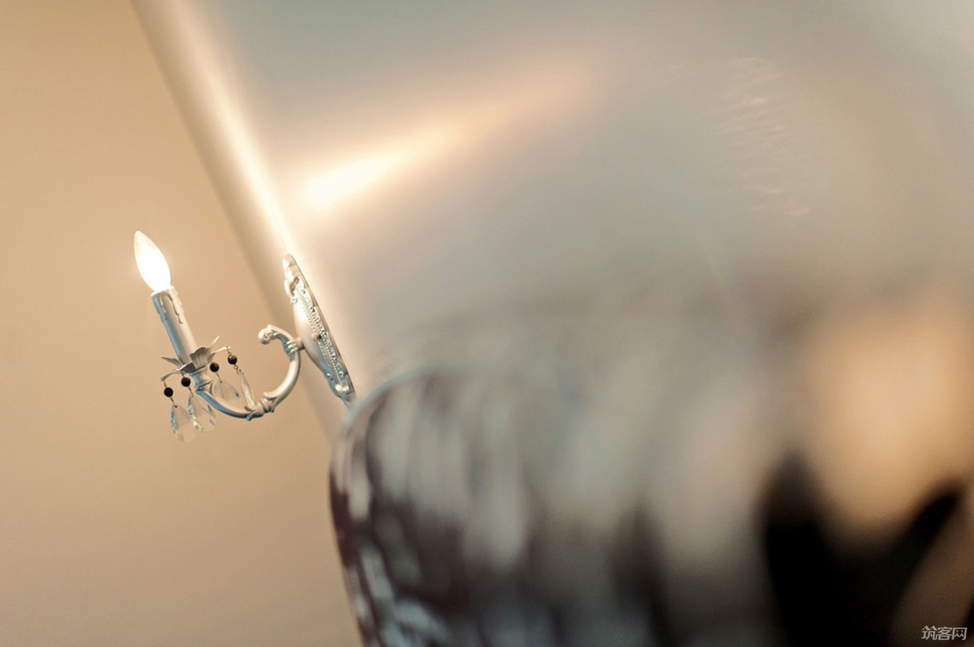 Unveiling the Elegance: An Insight into the Art of Bùshēng Sofa