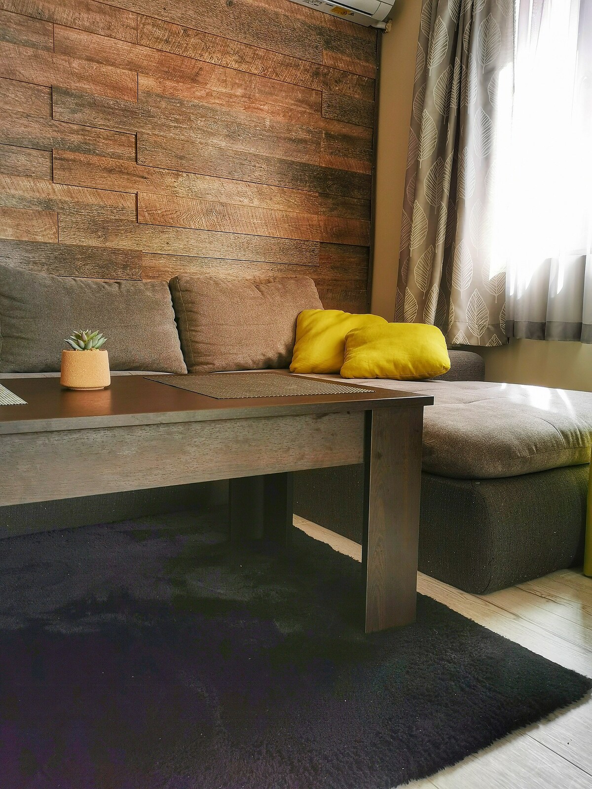 The Top Ten Brands of Living Room Carpets