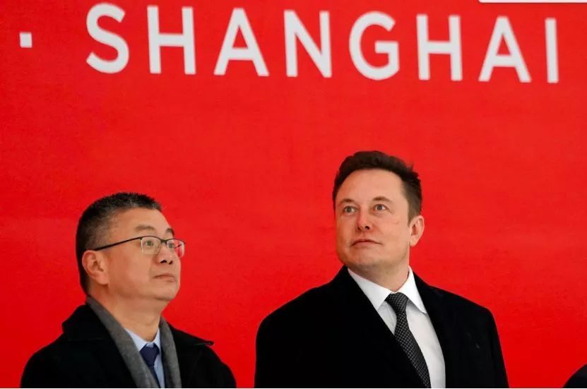 Title: Shanghai Sofa Factory: A Masterpiece in Leather Sofa Manufacturing