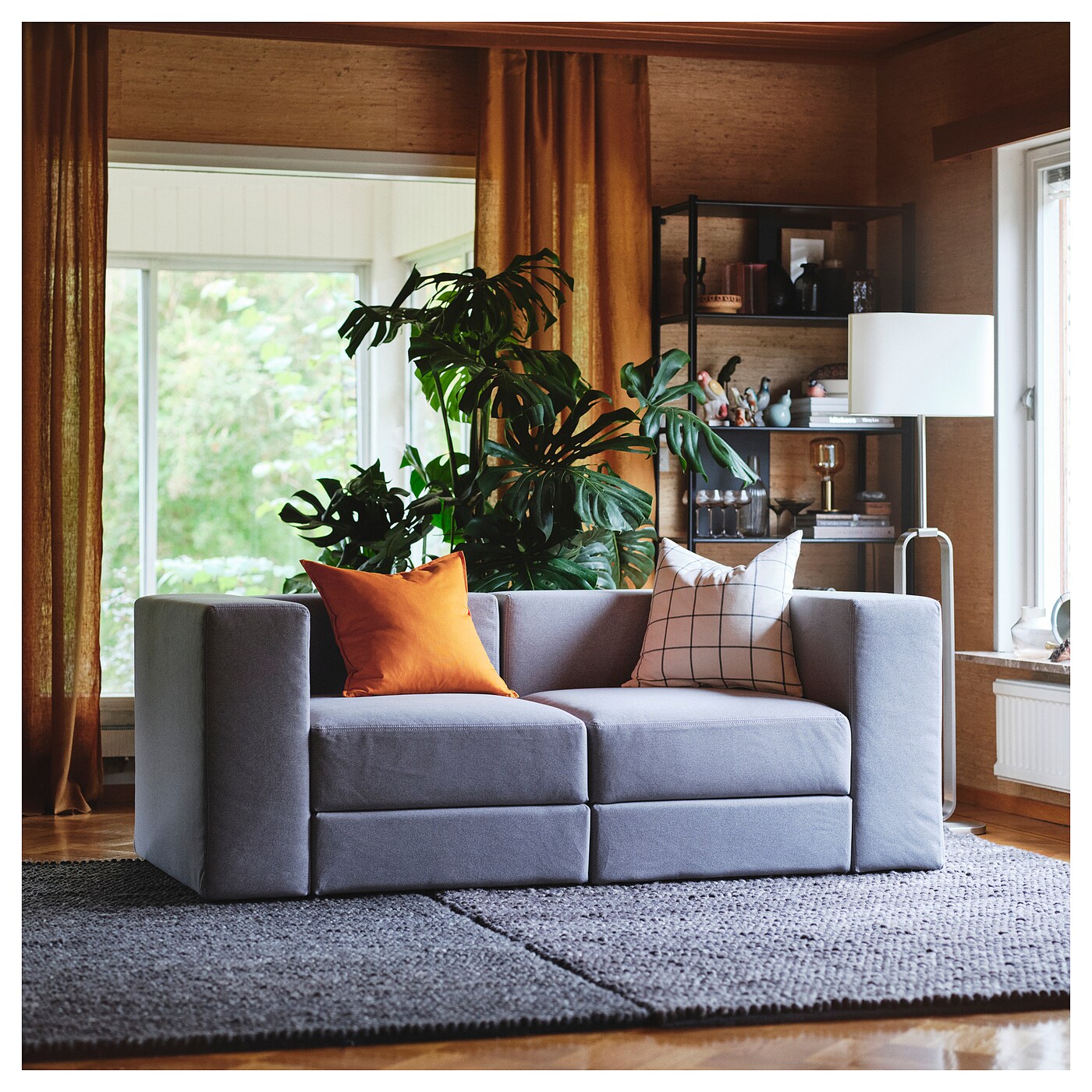 disassembling IKEA sofa: a step-by-step guide for homeowners