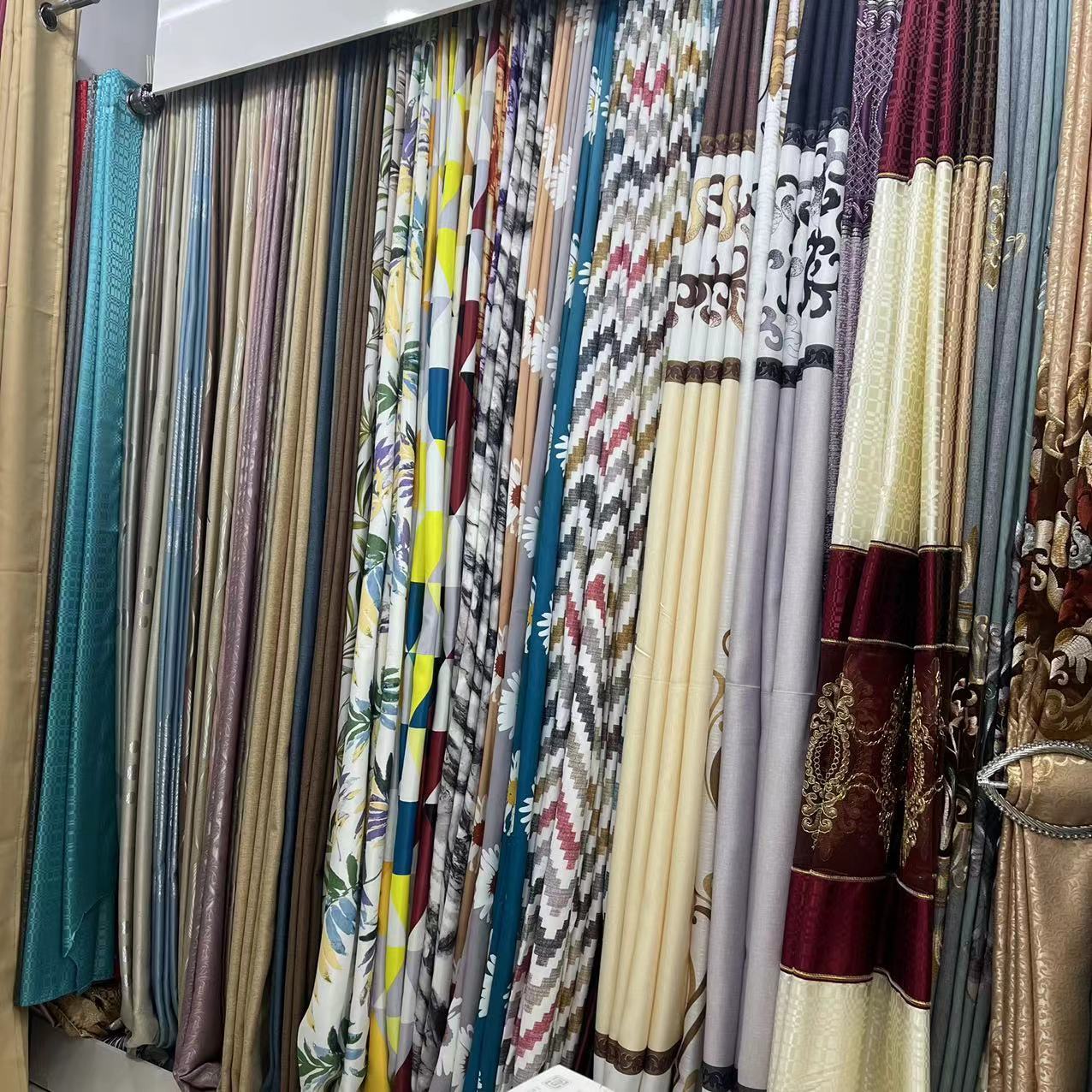 Title: The Curtain Wholesale Market in Kunming