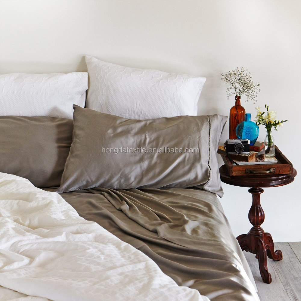 Title: The Pros and Cons of Cotton and Bamboo Fabric Sofas