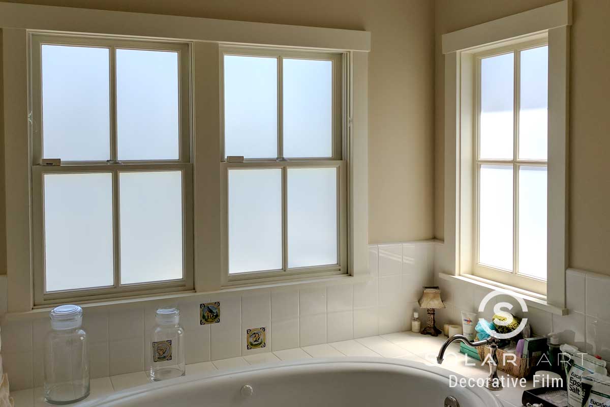 Bathroom Windows: The Best Curtain Choices